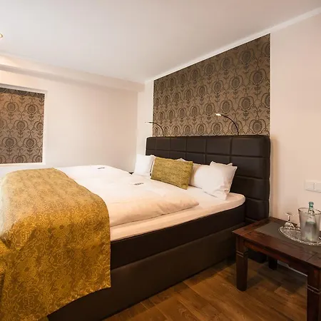 Edelkastanie Otel Voitze