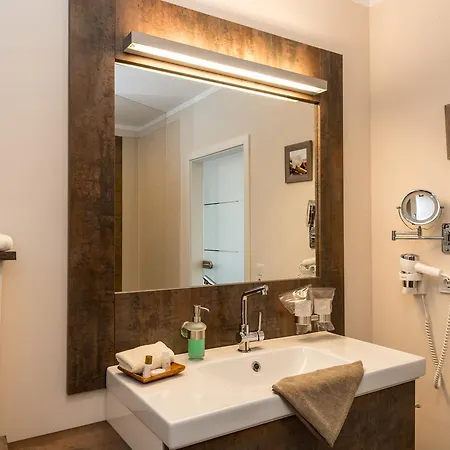 Edelkastanie Otel Voitze