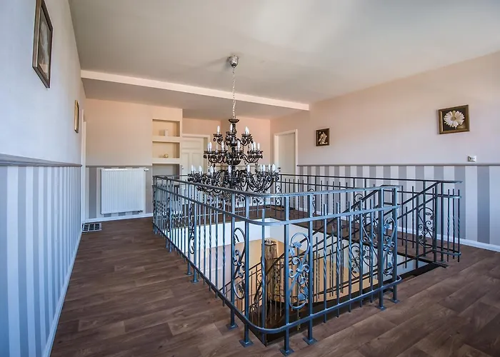 Edelkastanie Szálloda Voitze