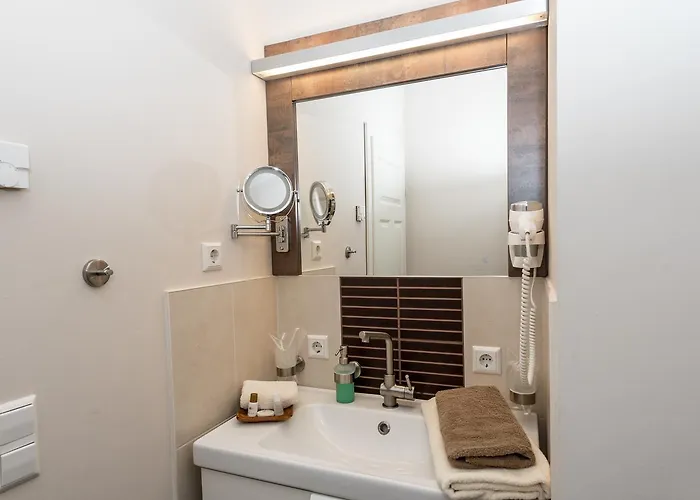 Szálloda Edelkastanie Voitze